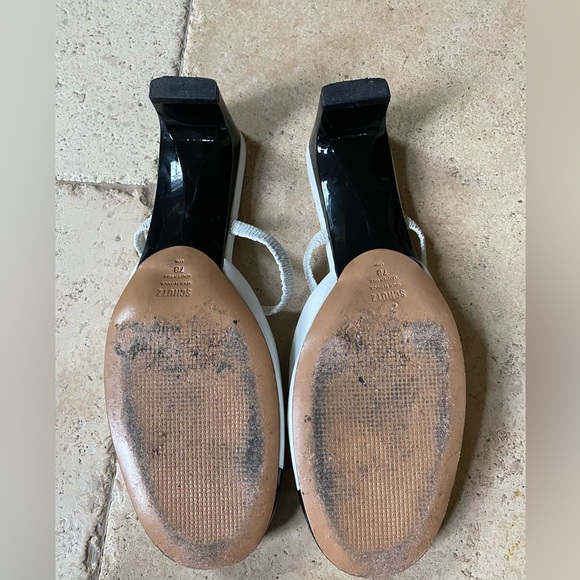 Schutz Bertie 2 tone black and white patent cap toe mary Jane’s 7 - Picture 5 of 6